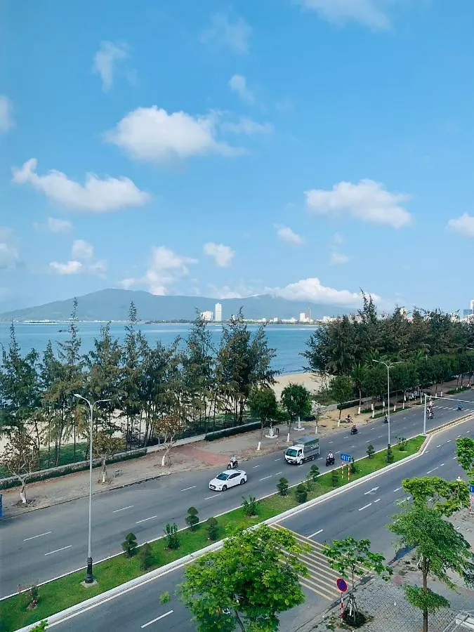 Whale Ocean View Hotel Da Nang