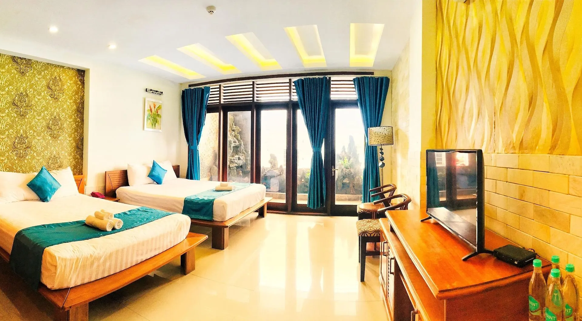 Whale Ocean View Hotel Da Nang
