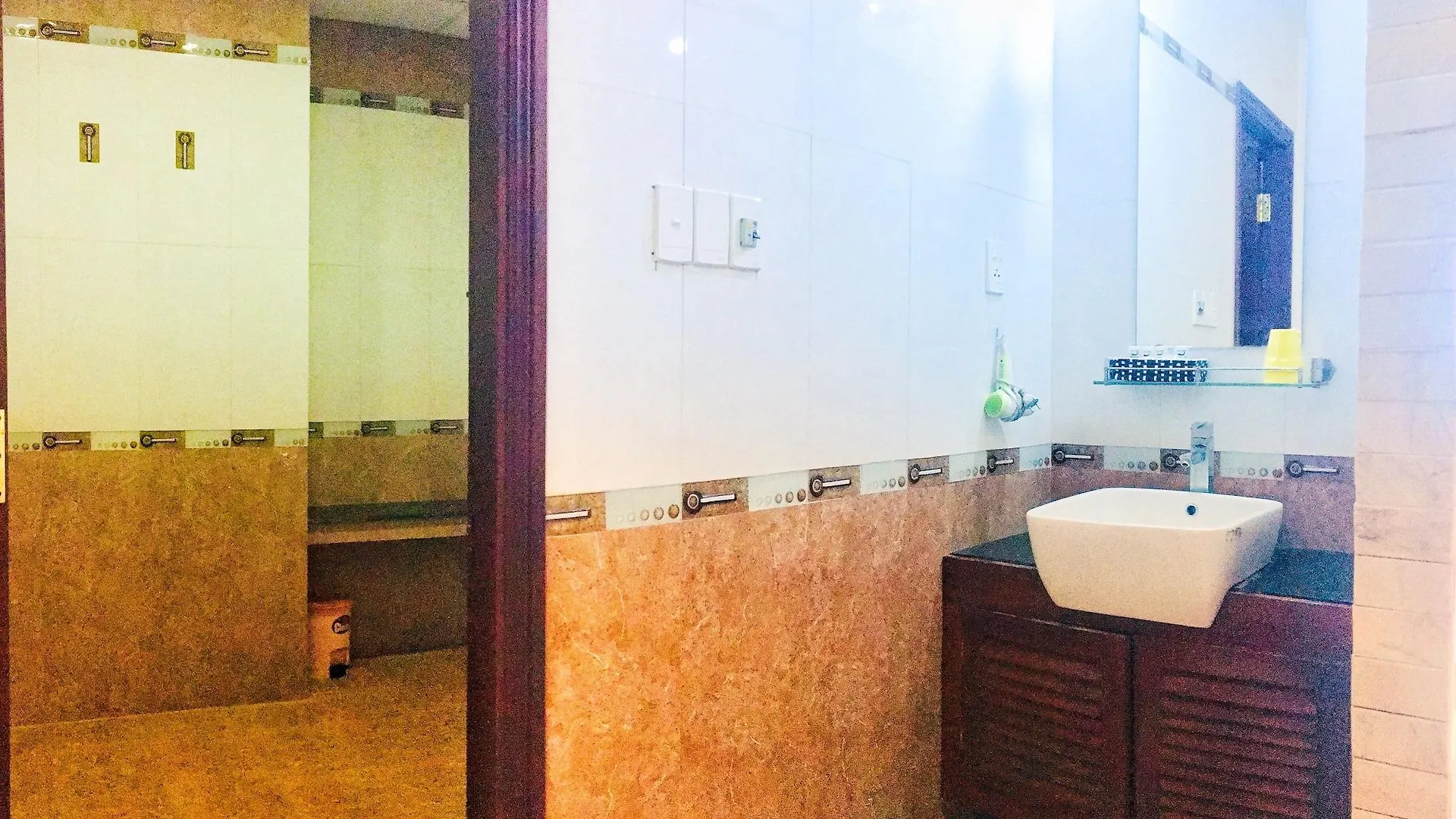 Whale Ocean View Hotel Da Nang