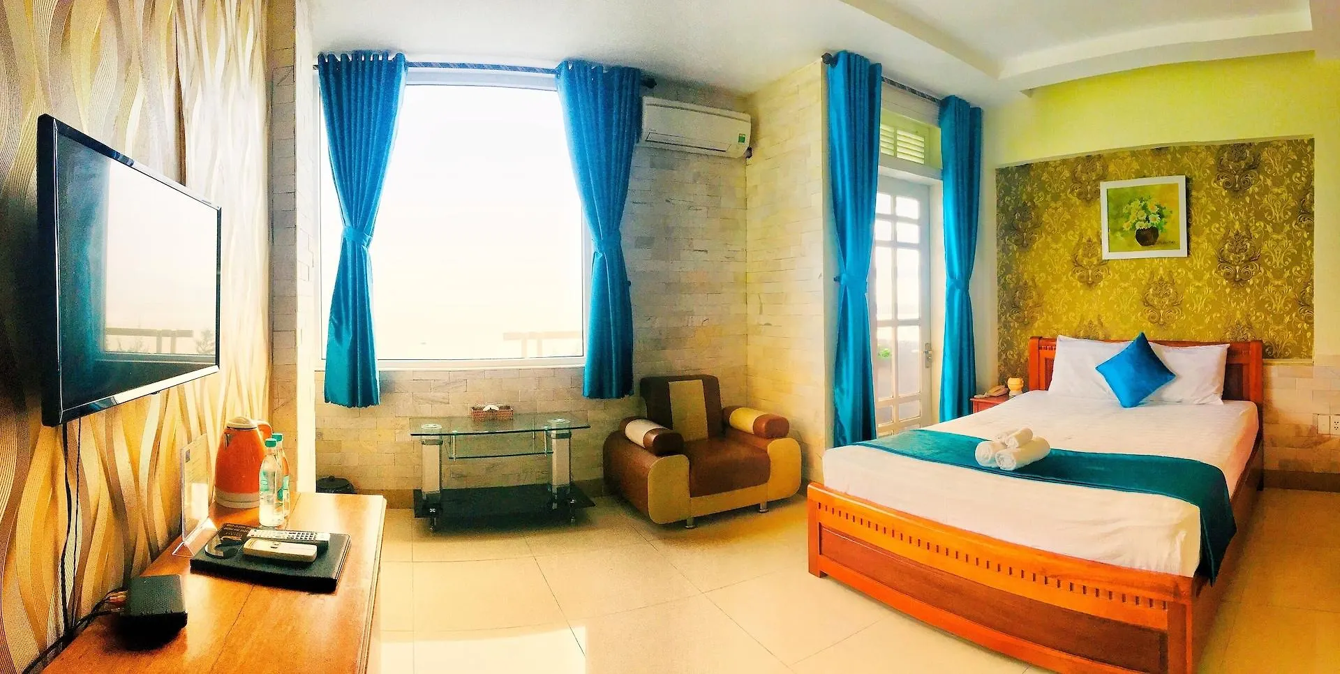 Whale Ocean View Hotel Da Nang Vietnam