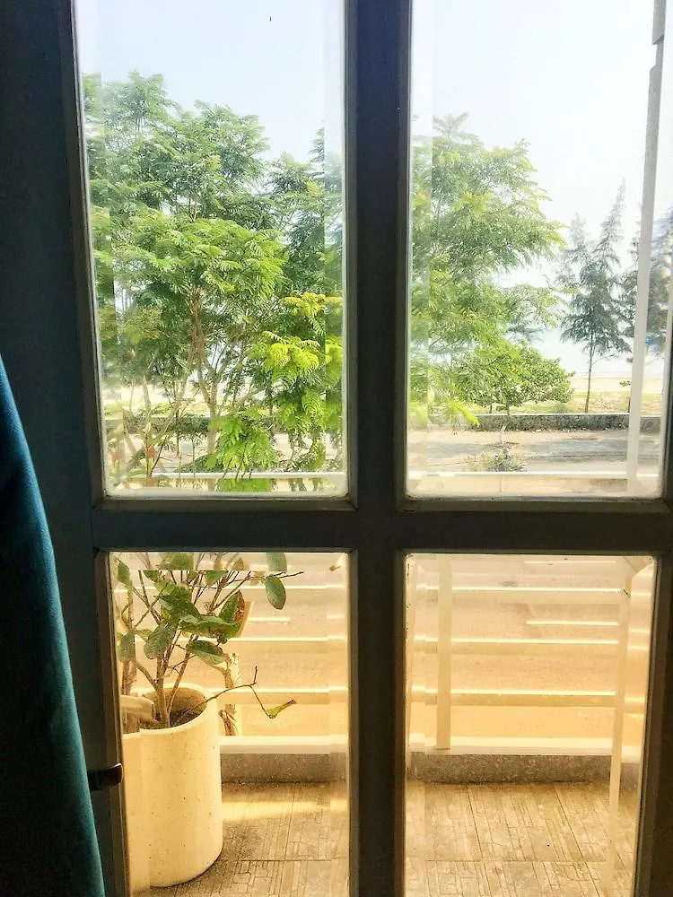 Whale Ocean View Hotel Da Nang 2*,