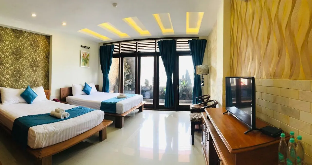 Whale Ocean View Hotel Da Nang